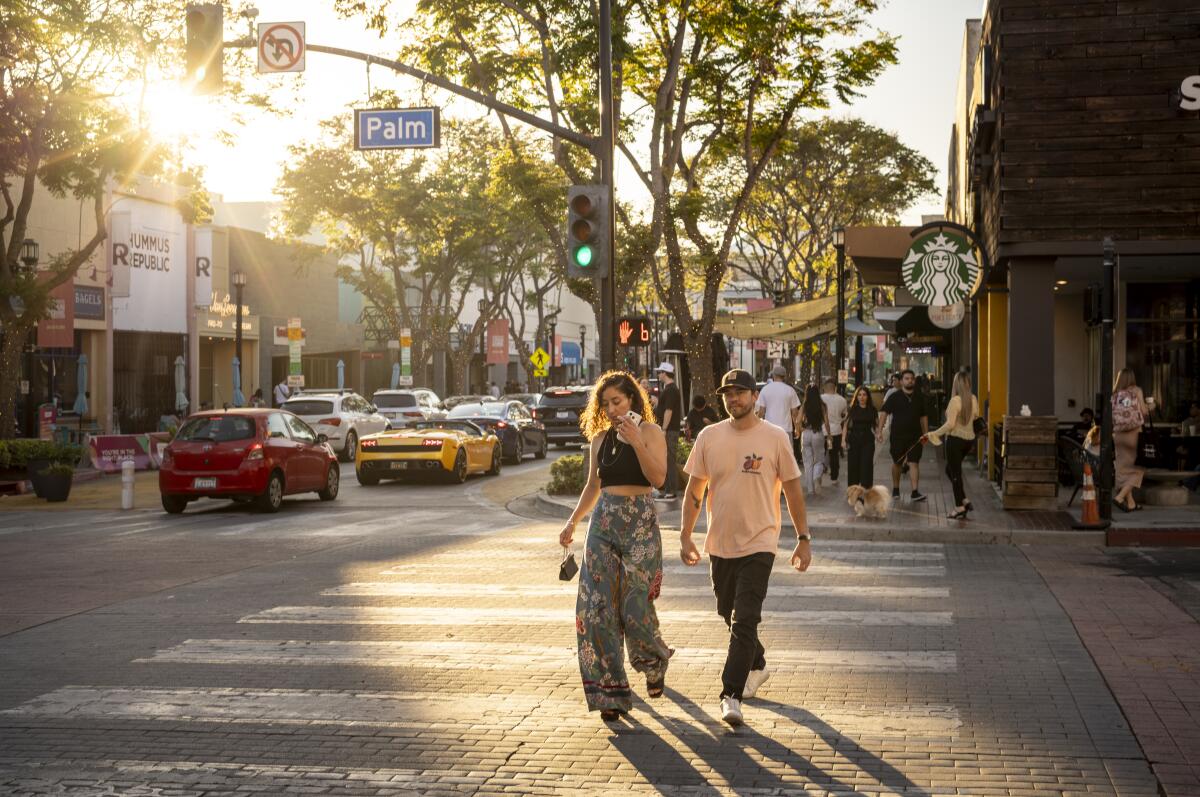 cenes on San Fernando Blvd. late in the afternoon on Saturday.