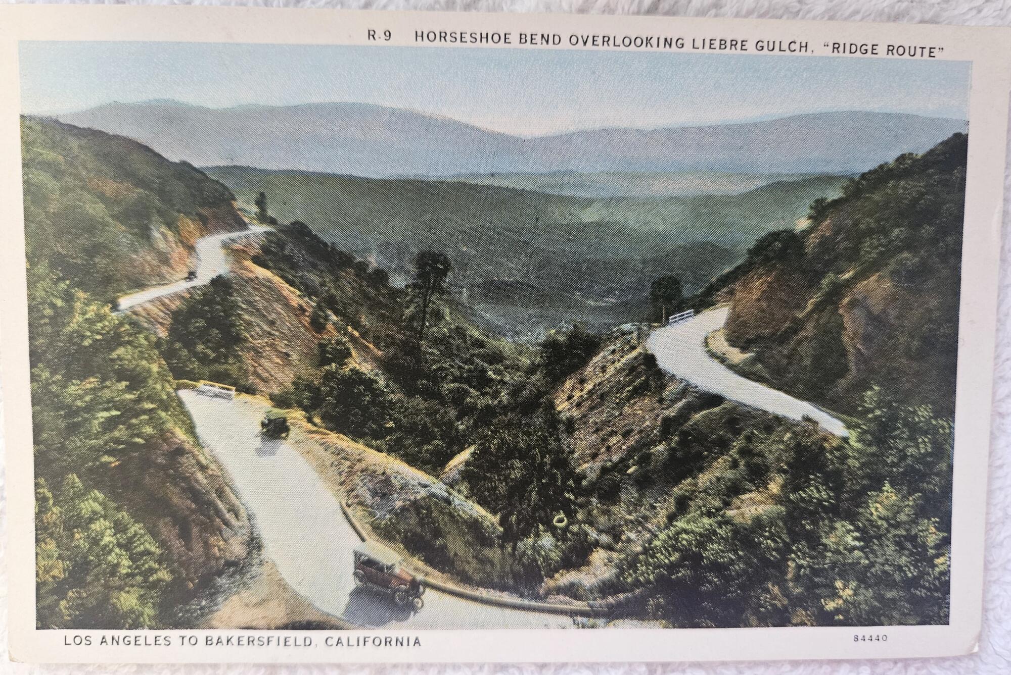 A postcard depicting the Ridge Route, along the "Horseshoe Bend."