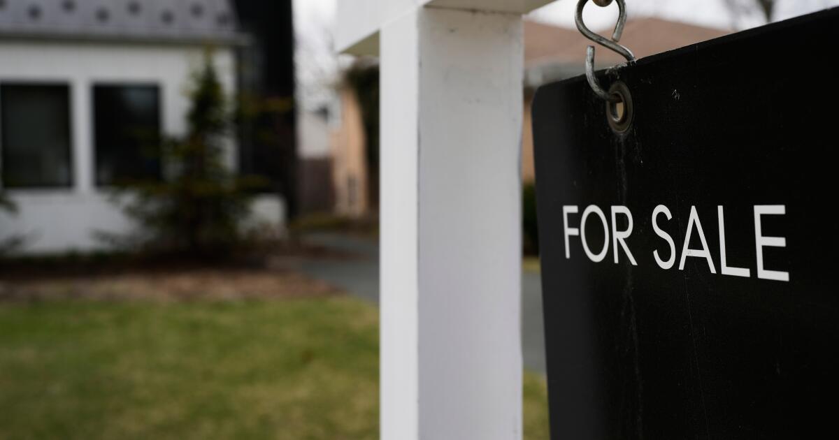 Mortgage rates slip to 6.65%, yet remain above last year’s levels