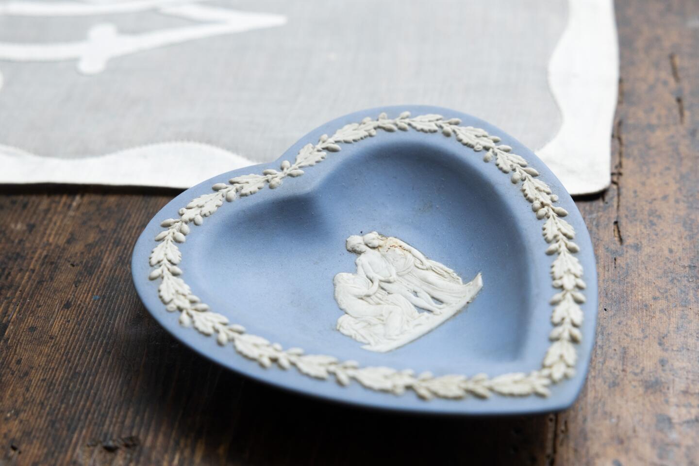 SILVER LAKE, CA - JULY 17, 2026: Wendi Weger's Versailles-inspired apartment in Silver Lake, CA on Friday, July 17, 2026. Vintage ashtrays. (Myung J. Chun / Los Angeles Times)