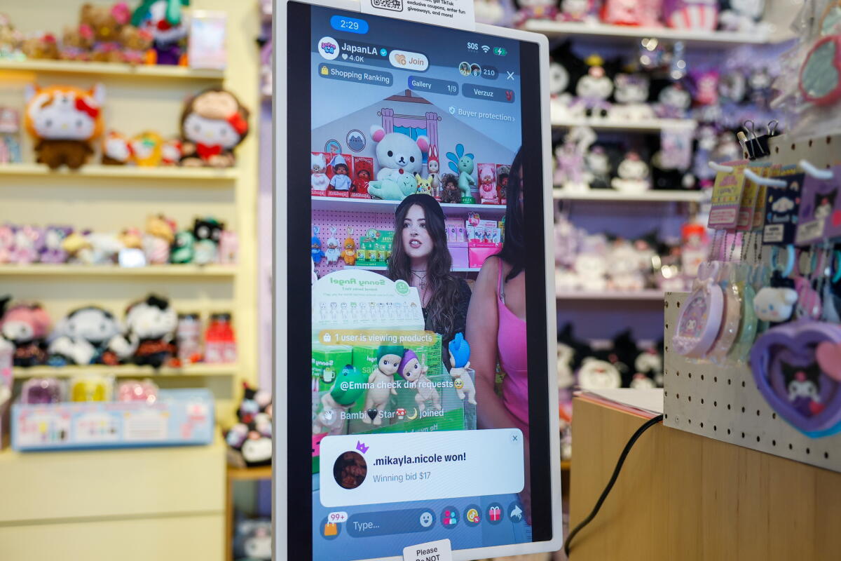 Kelly Parks broadcasts a JapanLA auction on TikTok.