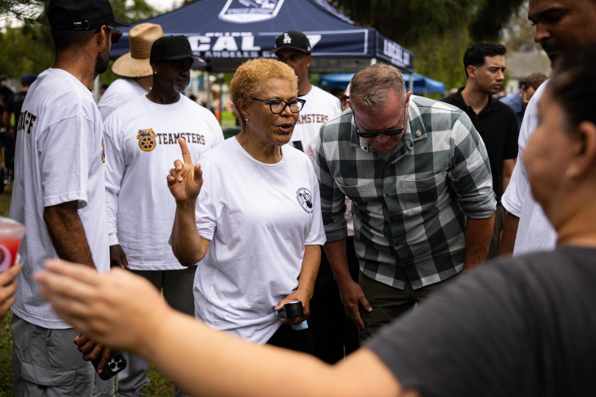 L.A. Mayor Karen Bass speaking to security