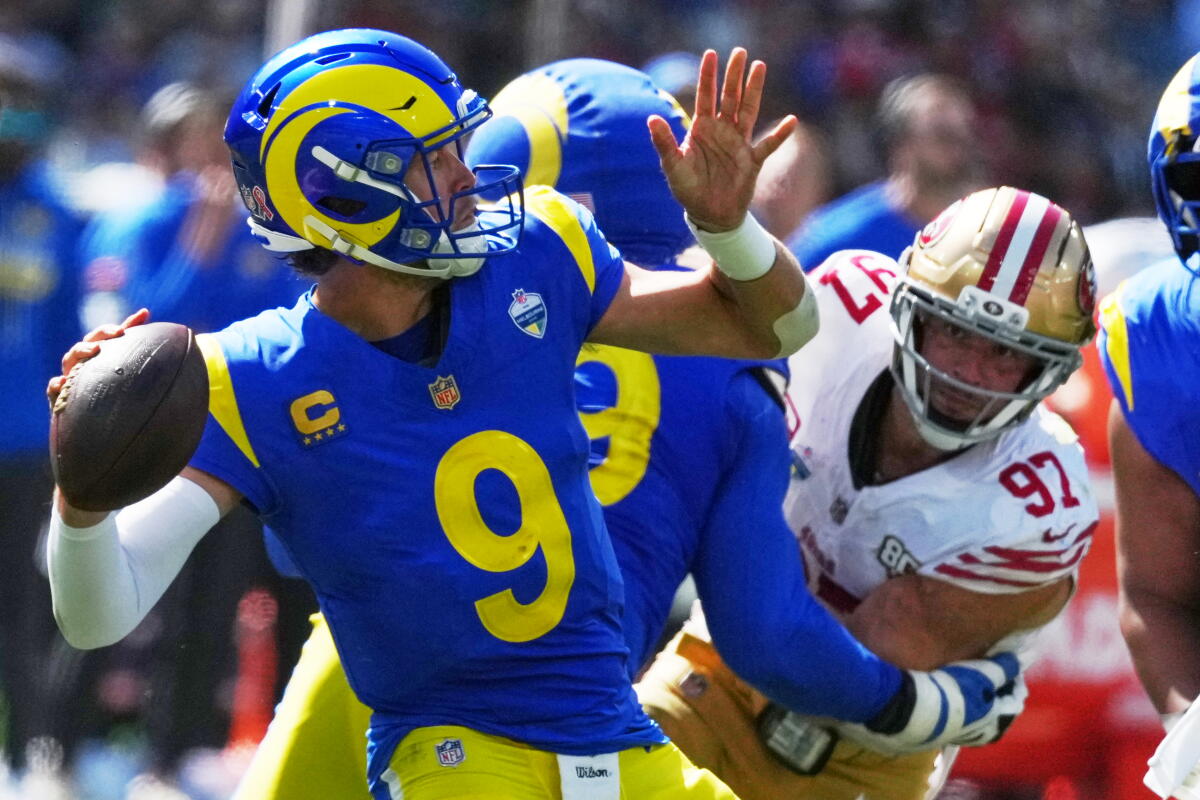 Rams quarterback Matthew Stafford passes against the San Francisco 49ers.